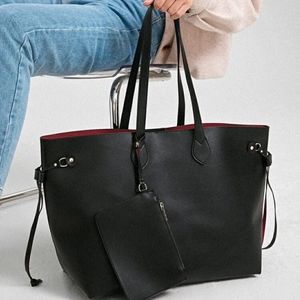 RED ZONE LARGE MINIMALISTS TOTEZ BAGZ